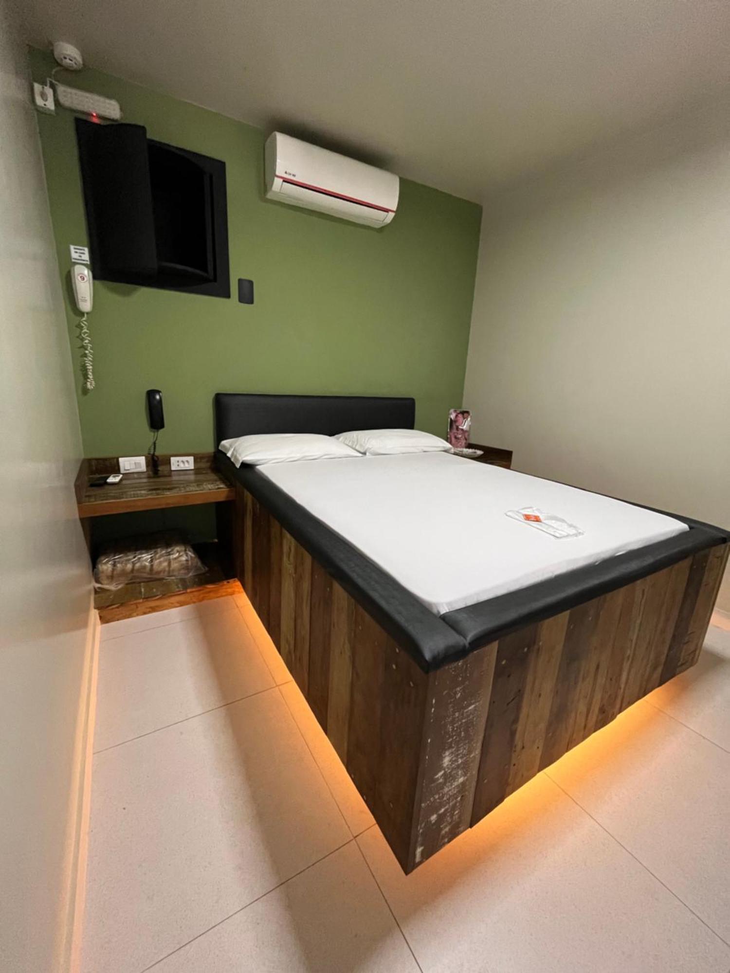 Hotel del amor Lemonte