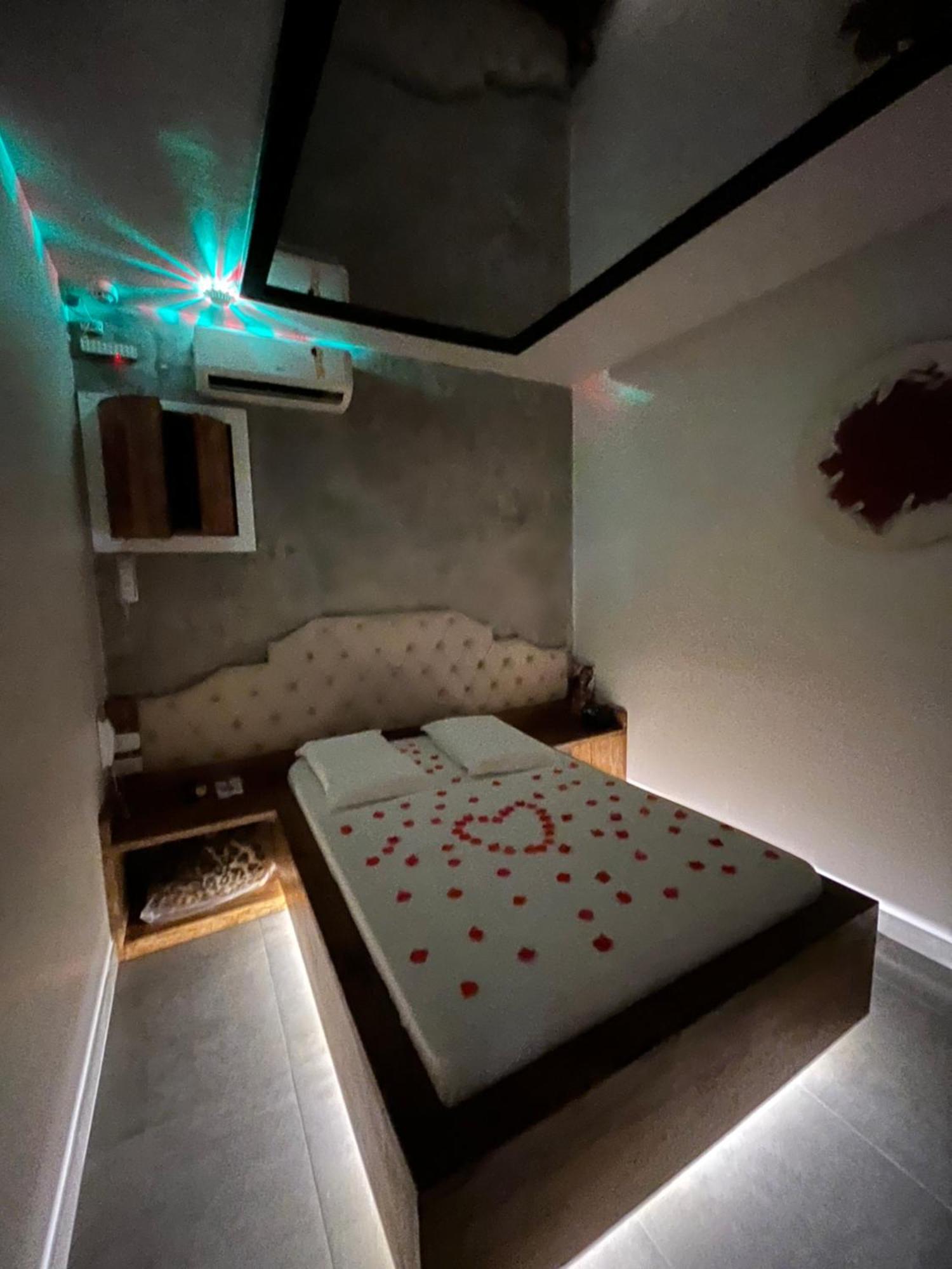 Lemonte Hotel del amor Brusque