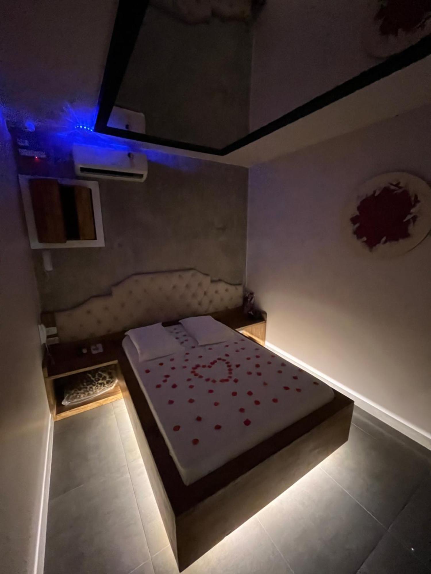 Lemonte Hotel del amor Brusque